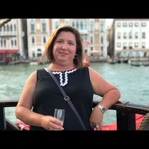 Meet your Posher, Robyn